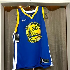 Nike women’s Steph Curry NBA jersey. New with tags. Smoke free home